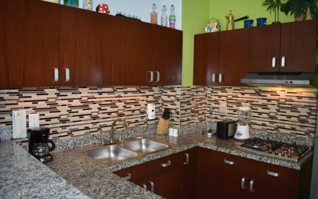 Quetzal Penthouse 2 rec