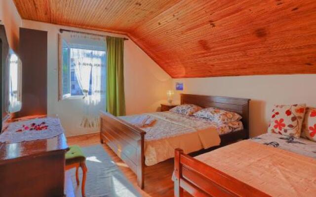 Apartment Mirjana