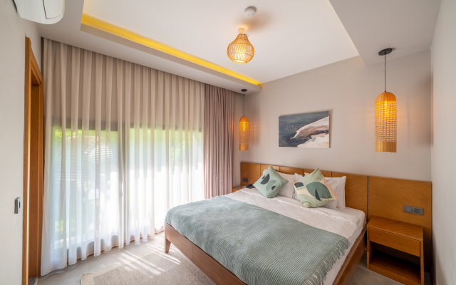 Moyo Beach Hotel