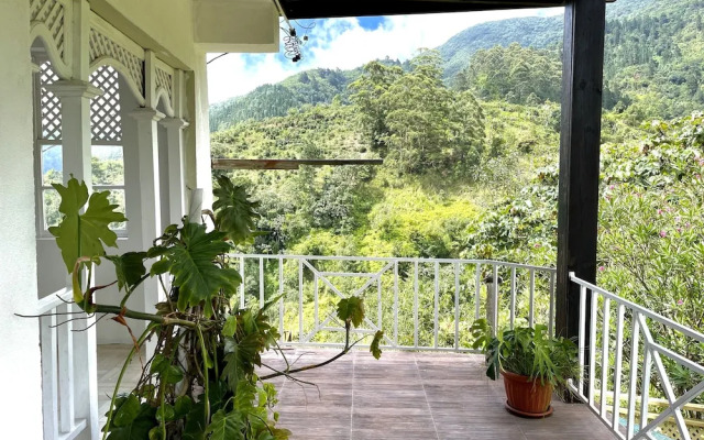 Starlight Chalet