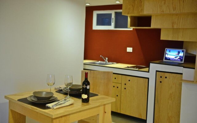 Lory House