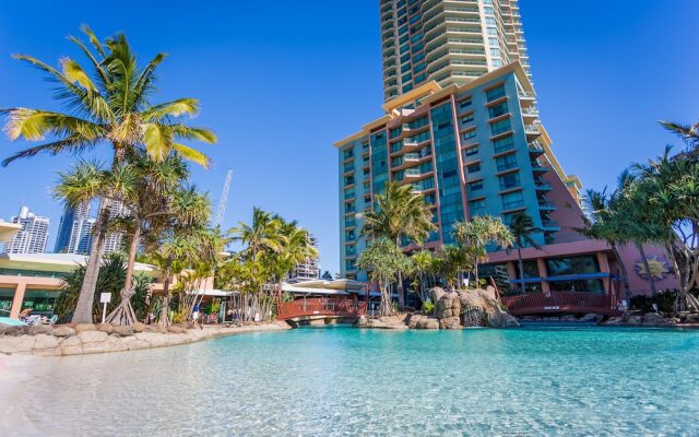 Club Wyndham Crown Towers