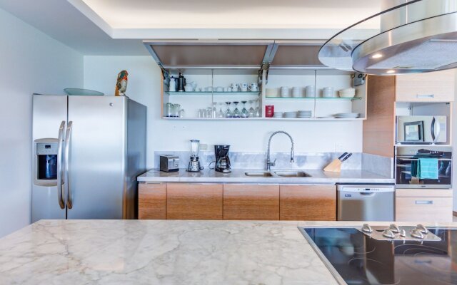 NEW Beach Club Game Room Cinema Condos