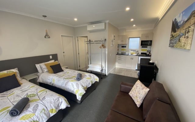 BigSky Motels – Guest Rooms – Omarama