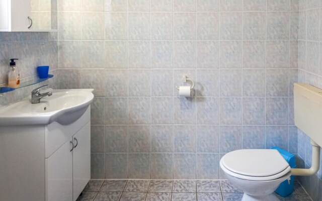 Beautiful Apartment in Vir With Wifi and 2 Bedrooms