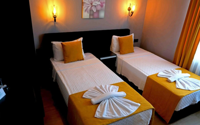 Yasemin Hotel