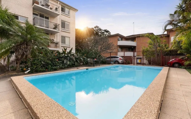 A Light Filled Contemporary Design Apartment