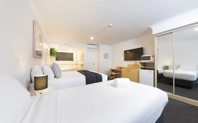Best Western Lakesway Motor Inn