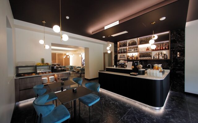 Hotel Namia by Dori