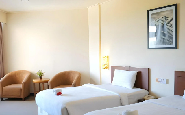 Horison Ultima Makassar