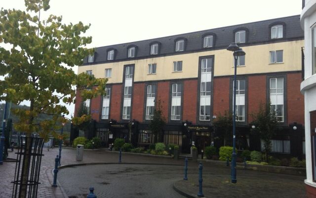 Waterford Marina Hotel