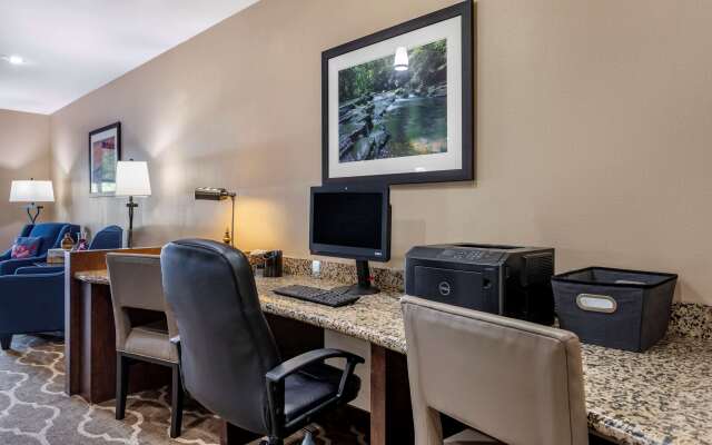 Comfort Suites Manchester
