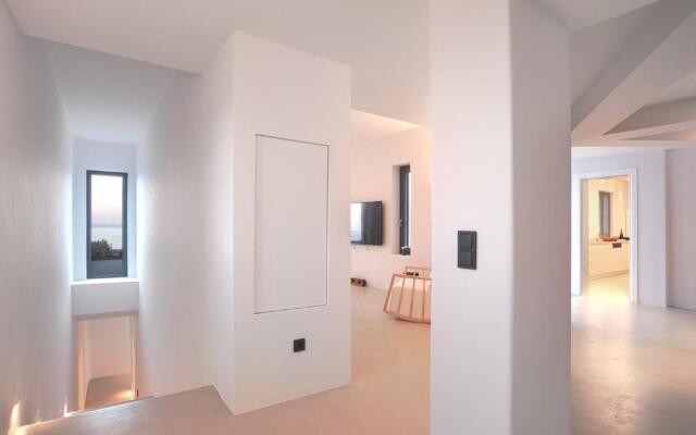 Villa Aqua Marine by Rocks Estates