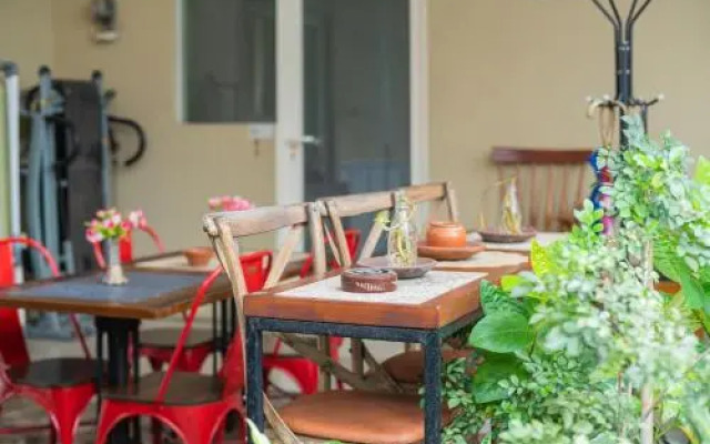 RedDoorz near Suncity Mall Sidoarjo