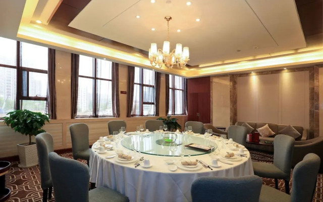 Taoyuan Jiari Jiudian