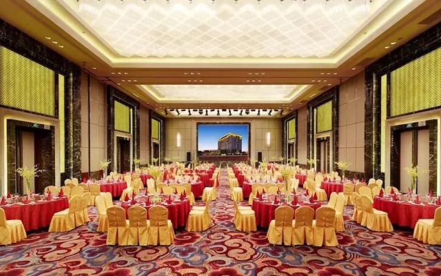 Mingcheng Jinjiang Hotel