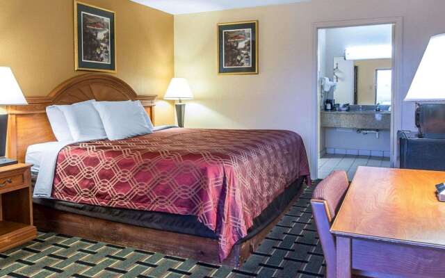 Econo Lodge Dalton West