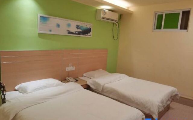 Heng8 Chain Hotel (Shaoxing Paojiang Agricultural Business College)