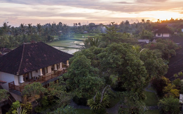 Sri Ratih Cottages