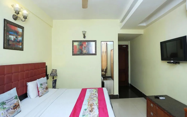 Capital O 1463 Surya Beach Inn