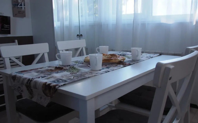 Apartment 15