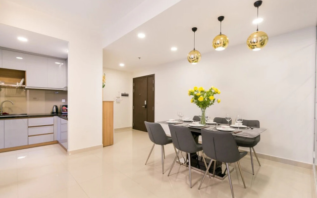 KYN Apartment Rivergate Residence