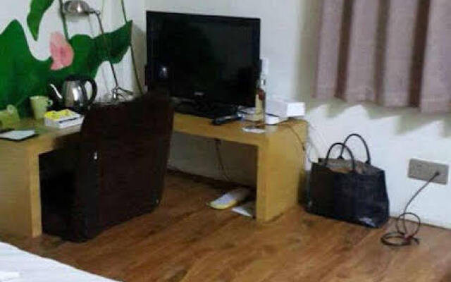 Zhengzhou Weilaiyiju Hotel