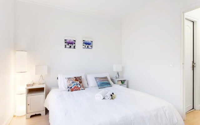Spacious Apartment in Quartier Latin