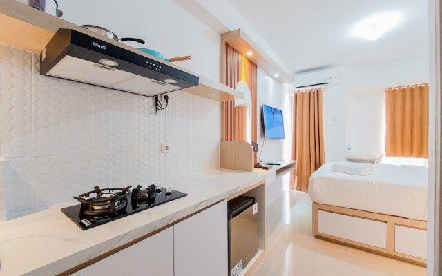 Modern Look Studio At Urbantown Serpong Apartment