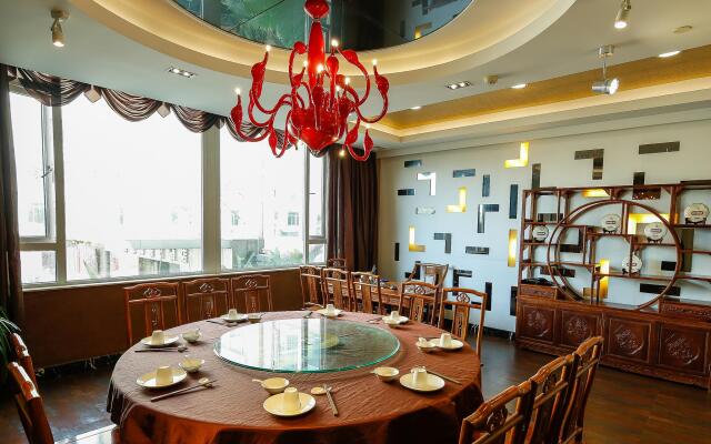 Ying Ge Hai Holiday Hotel