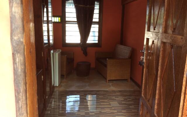 Kajibange bar and guesthouse