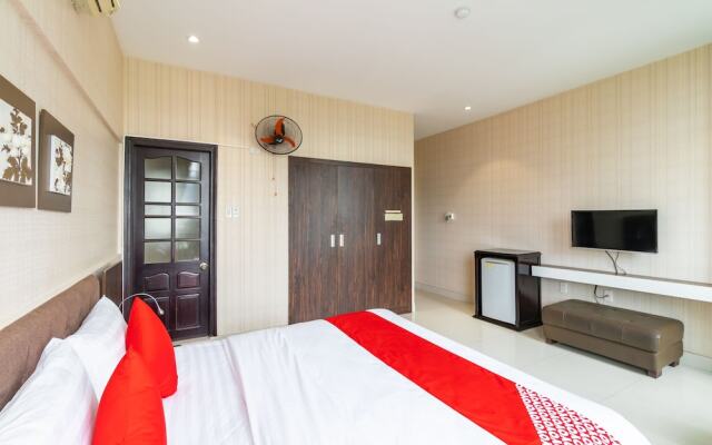 Oasis Riverside Hotel Da Nang by OYO