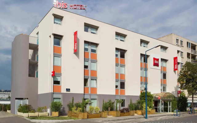 ibis Lyon Gerland Rue Merieux