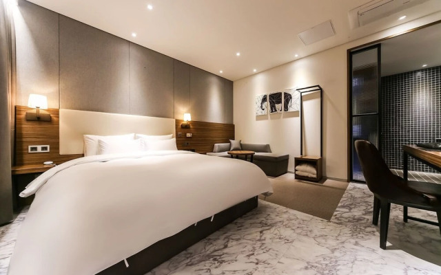 Changwon Masan Brooks Hotel
