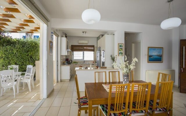 Protaras Villa Asteria By The Sea