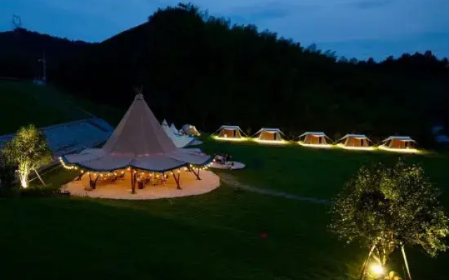 Anji Qijian Valley Microluxury Camp