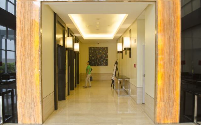 Stylish Apartment at BGC