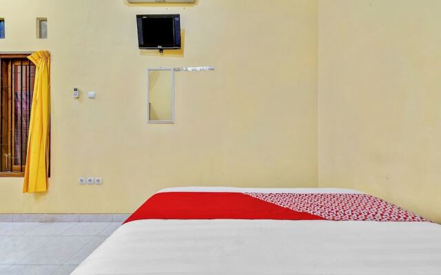 OYO 90768 Endrayanti Inn Syariah