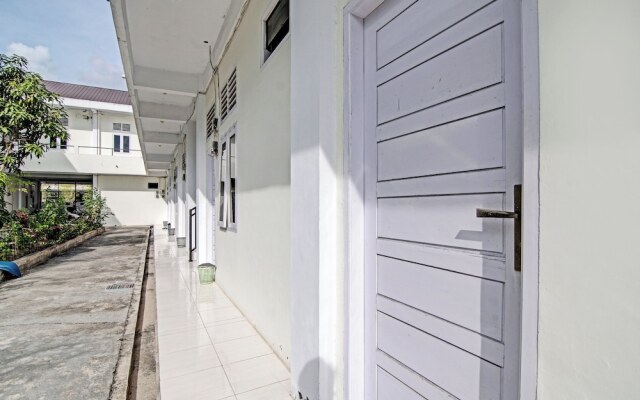 SPOT ON 92671 Anugrah Jaya Syariah Near Sekolah Dasar Negeri 018 Desa Kubang Jaya