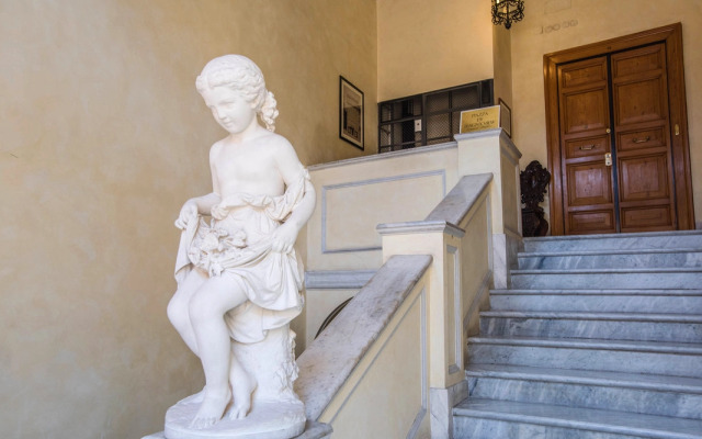 Piazza Di Spagna View