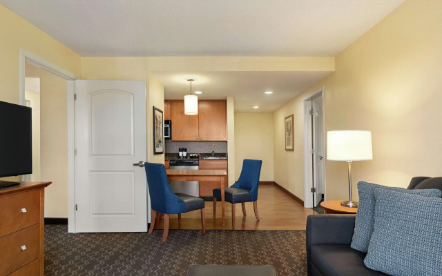 Homewood Suites by Hilton Allentown-Bethlehem Airport