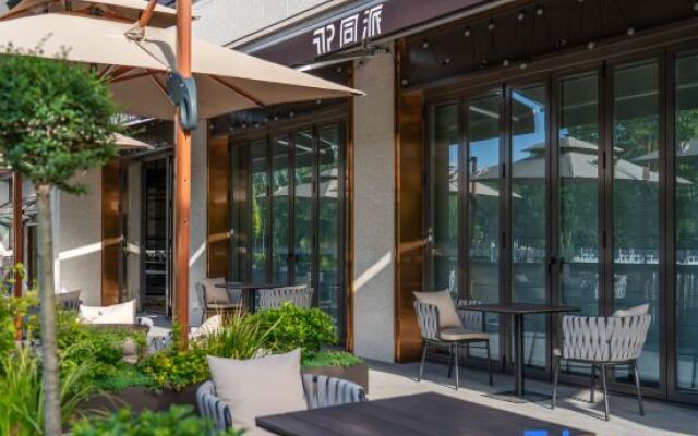 Yangzhou Slender West Lake Tongpai Hotel