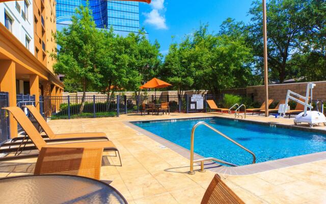 Courtyard by Marriott New Orleans Metairie