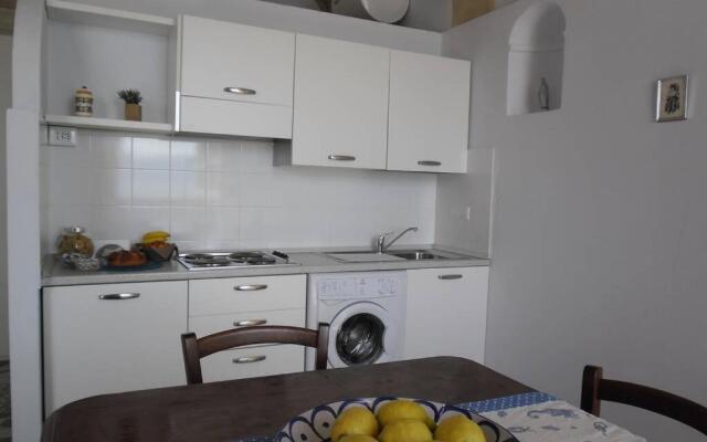 Venere Charming House Codice CITRA O11O22-LT-O853