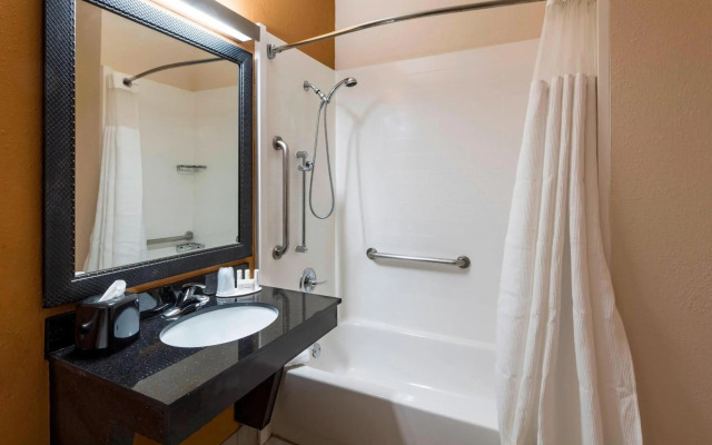 Fairfield Inn & Suites by Marriott St Petersburg Clearwater