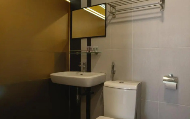 T Hotel Jalan Tar
