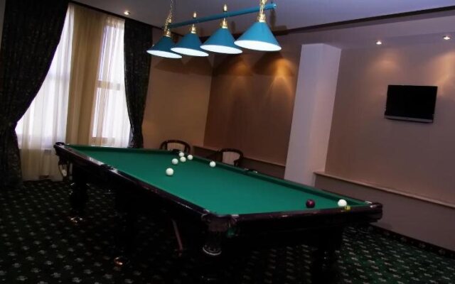 Multi Rest House
