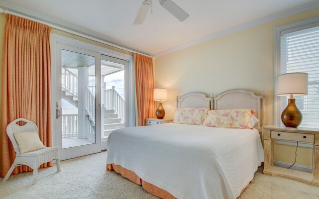 Higher Porpoise by Peace Vacations