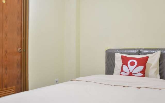 ZEN Rooms Near ITC Roxy Mas