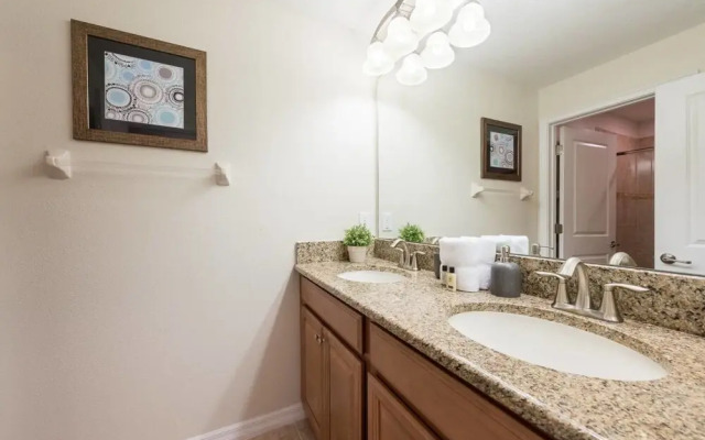Pleasant Townhouse at Storey Lake